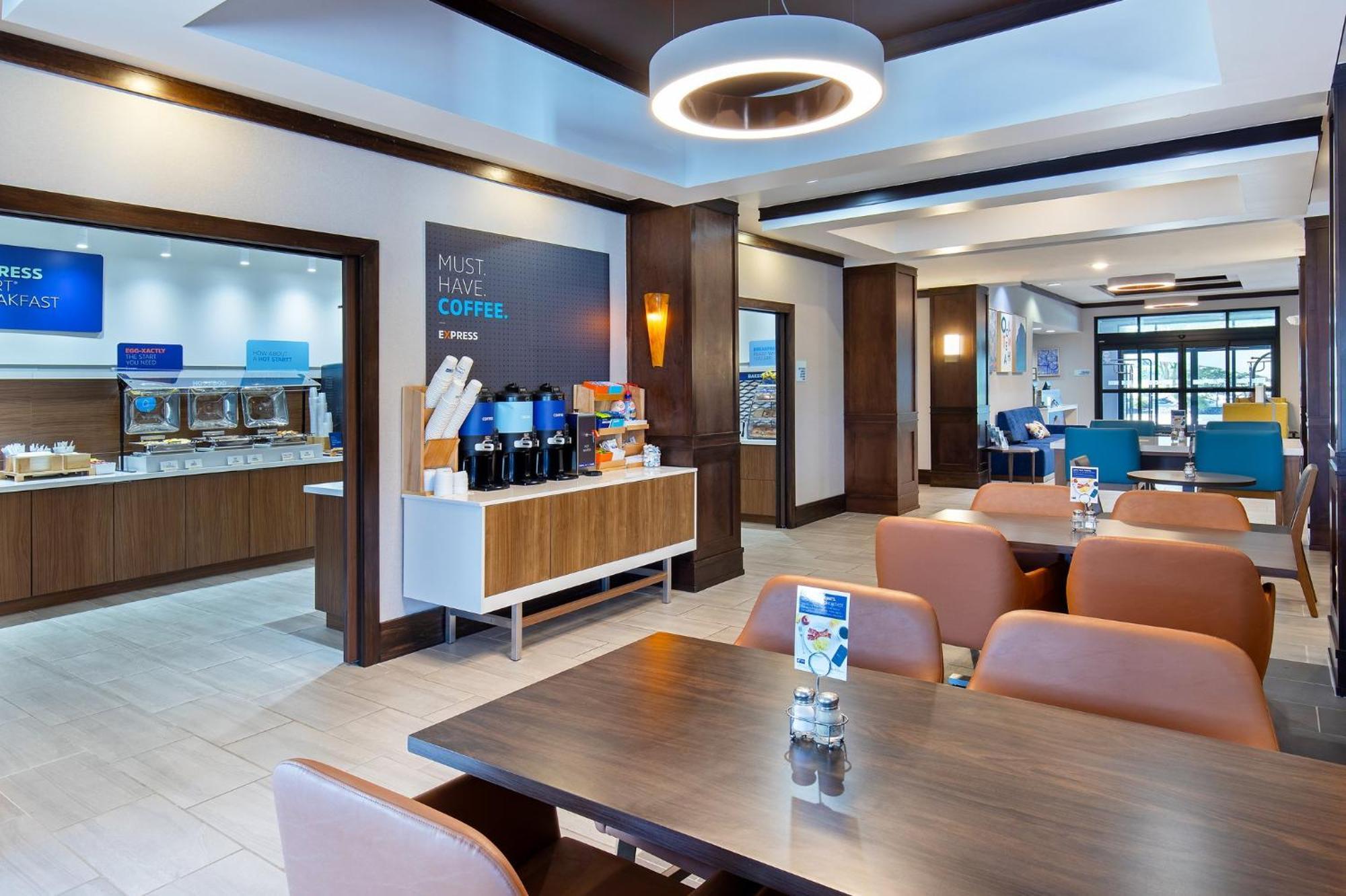 Holiday Inn Express Hotel & Suites Ooltewah Springs - Chattanooga By Ihg Екстериор снимка